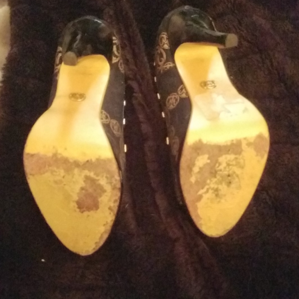 Shoes - Picture 2 of 2